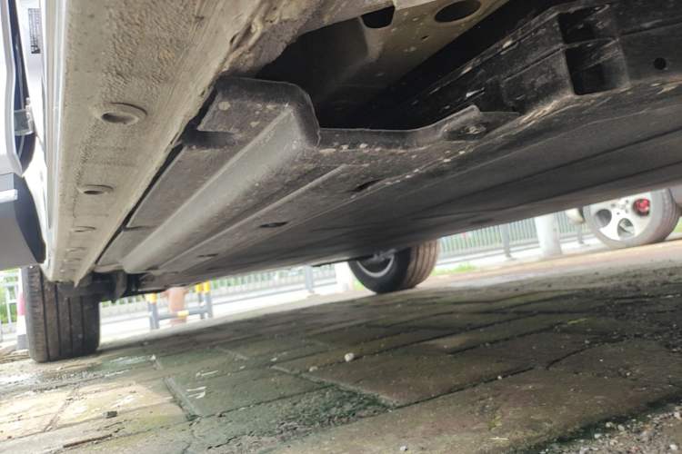 Used Wuling Xingguang S 2025 Model 510 km Flagship Version Right Side Sill