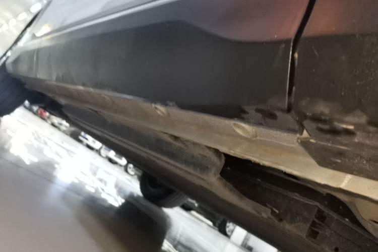 Used Wuling Xingguang S 2025 Model 510 km Flagship Version Right Side Sill