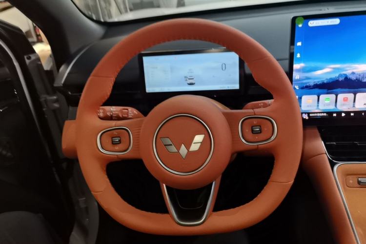 Used Wuling Xingguang S 2025 Model, 130km Flagship Edition Steering Wheel