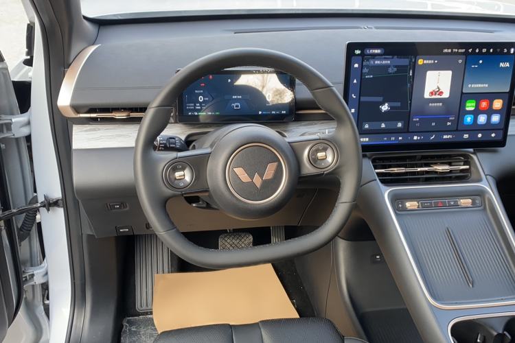 Used Wuling Xingguang S 2025 Model, 130km Leading Edition Steering Wheel