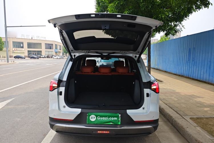 Used Wuling Xingguang S 2025 Model 510 km Flagship Version Trunk
