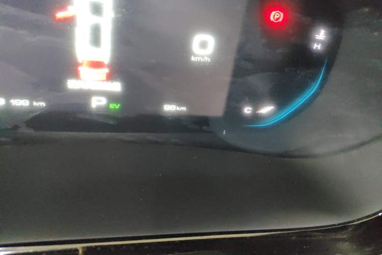 Used Wuling Xingyun 2023 2.0L DHT Flagship Edition Odometer Close Up