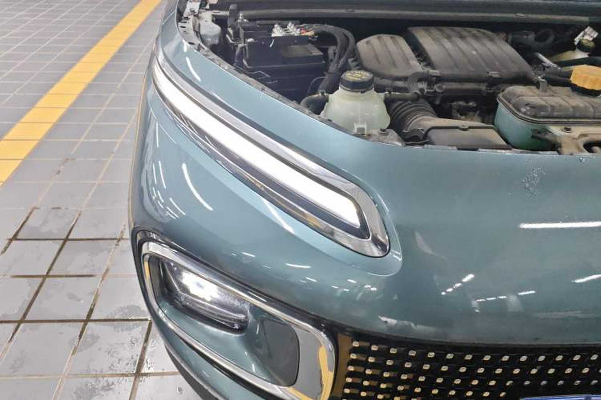 Used Wuling Xingyun 2023 2.0L DHT Flagship Edition Right Front Headlight