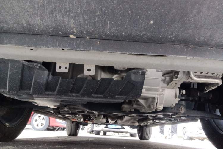 Used Wuling Xingyun 2023 2.0L DHT Flagship Edition Chassis Front