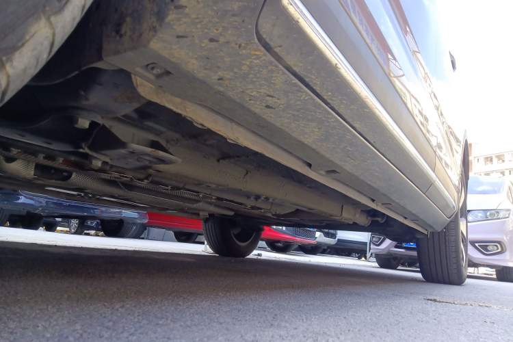 Used Wuling Xingyun 2023 2.0L DHT Flagship Edition Chassis Front Left