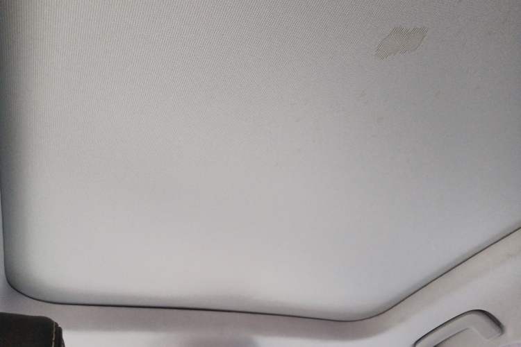 Used Wuling Xingyun 2023 2.0L DHT Flagship Edition Headliner