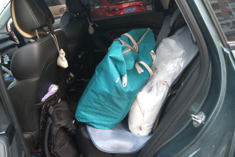 Used Wuling Xingyun 2023 2.0L DHT Flagship Edition Interior 4
