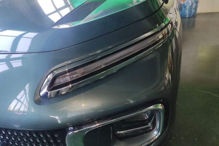 Used Wuling Xingyun 2023 2.0L DHT Flagship Edition Left Front Headlight