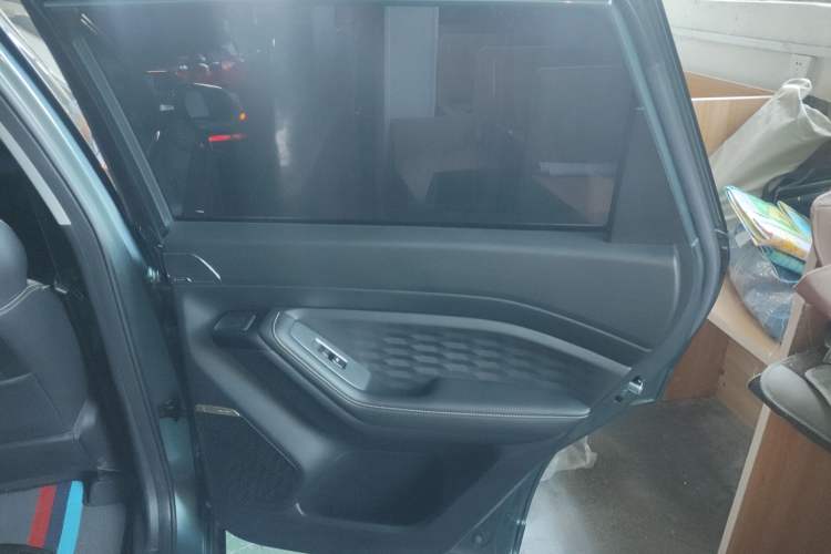 Used Wuling Xingyun 2023 2.0L DHT Flagship Edition Right Rear Door Interior