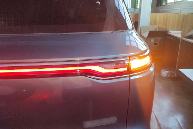 Used Wuling Xingyun 2023 2.0L DHT Flagship Edition Right Rear Taillight