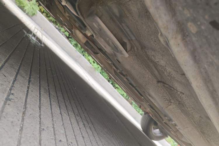 Used Wuling Xingyun 2023 2.0L DHT Flagship Edition Chassis Front Left