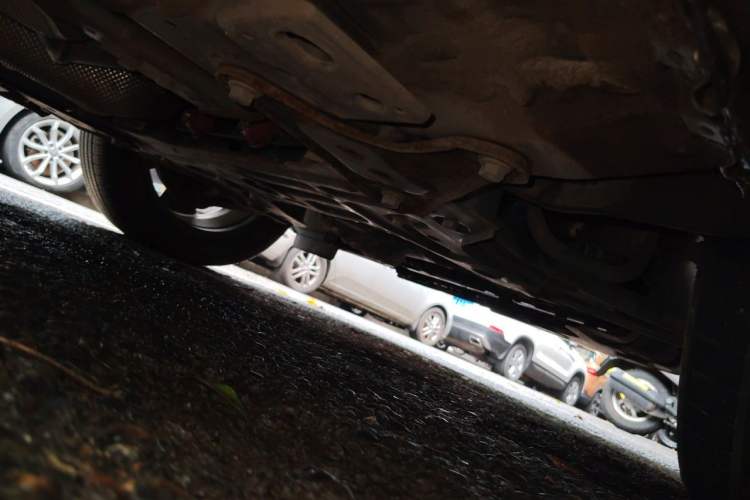 Used Wuling Xingyun 2023 2.0L DHT Flagship Edition Chassis Front Right