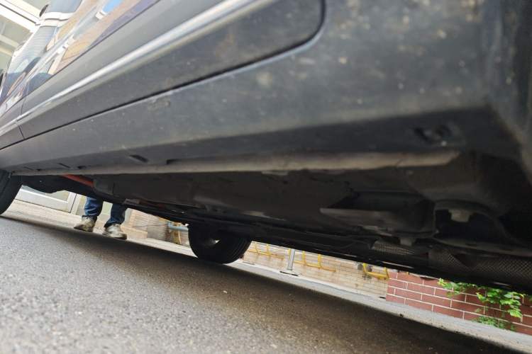 Used Wuling Xingyun 2023 2.0L DHT Flagship Edition Chassis Front Right