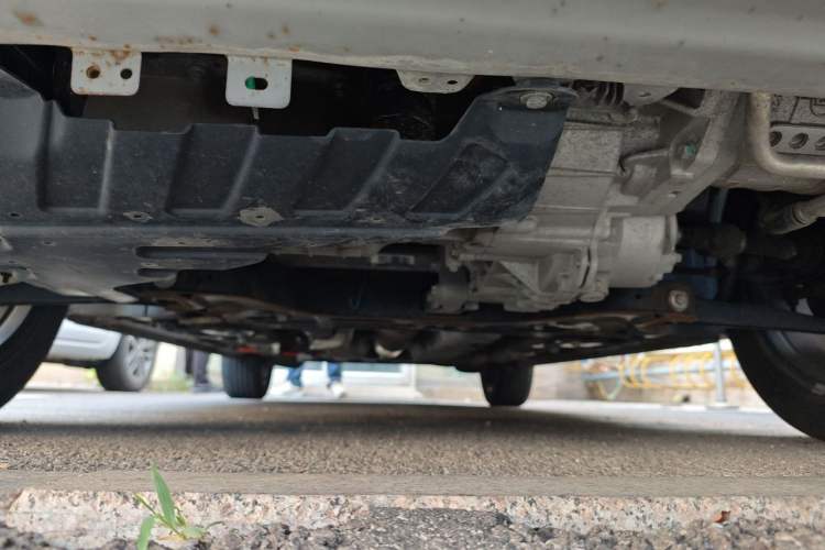 Used Wuling Xingyun 2023 2.0L DHT Flagship Edition Chassis Front