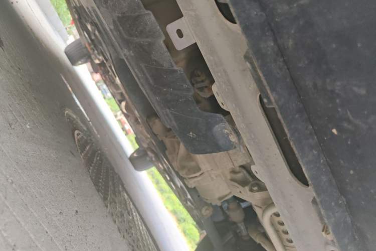Used Wuling Xingyun 2023 2.0L DHT Flagship Edition Chassis Front