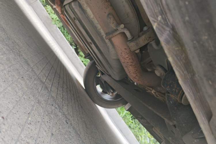 Used Wuling Xingyun 2023 2.0L DHT Flagship Edition Chassis Rear Left
