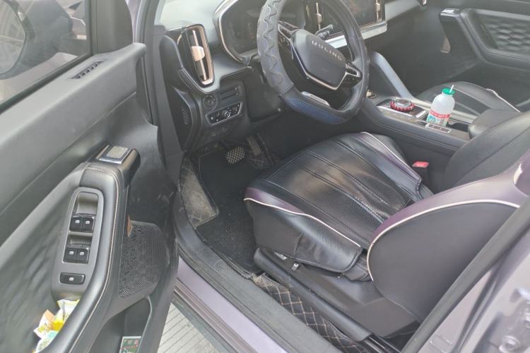 Used Wuling Xingyun 2023 2.0L DHT Flagship Edition Driver Seat