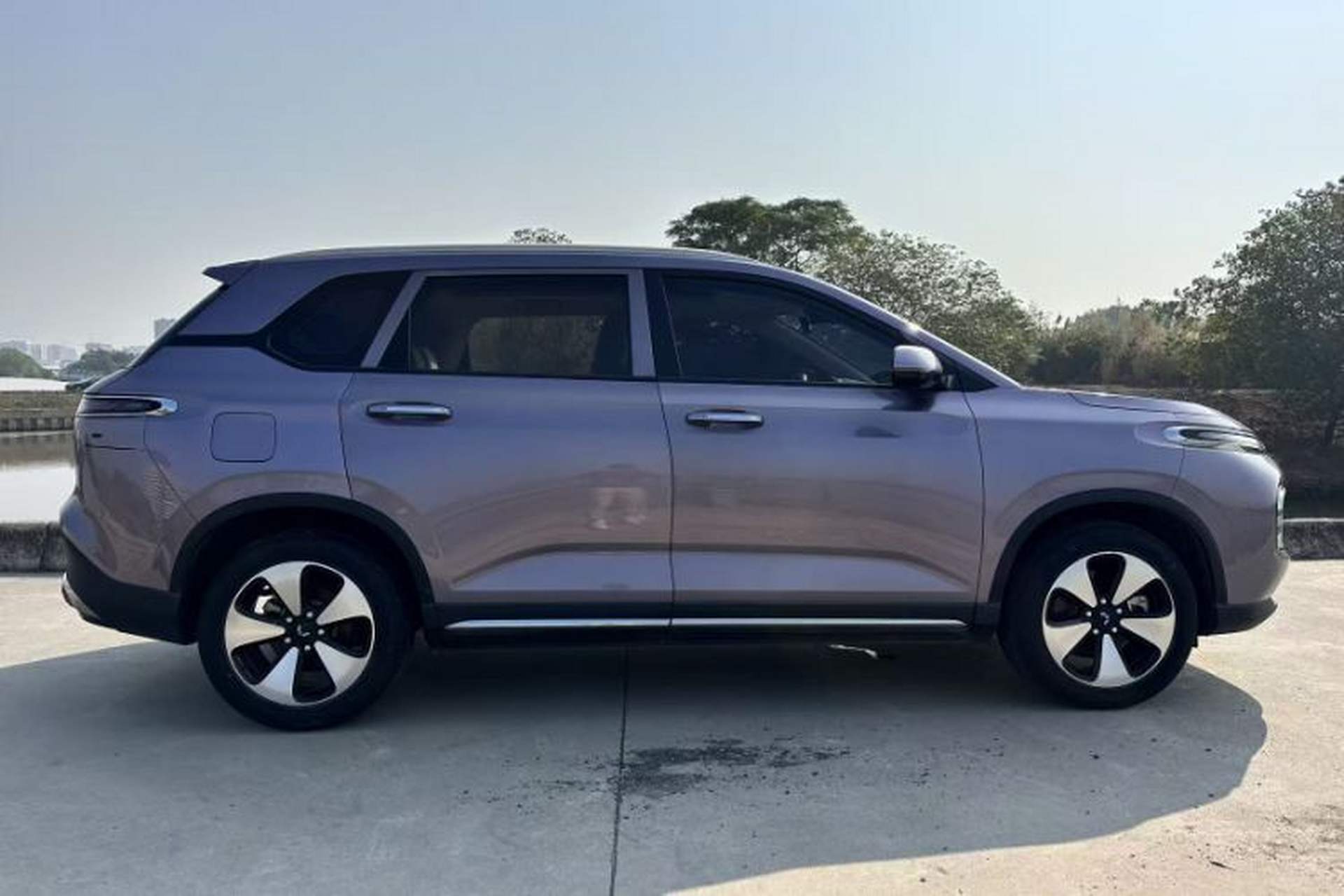 Used Wuling Xingyun 2023 2.0L DHT Flagship Edition Exterior 6