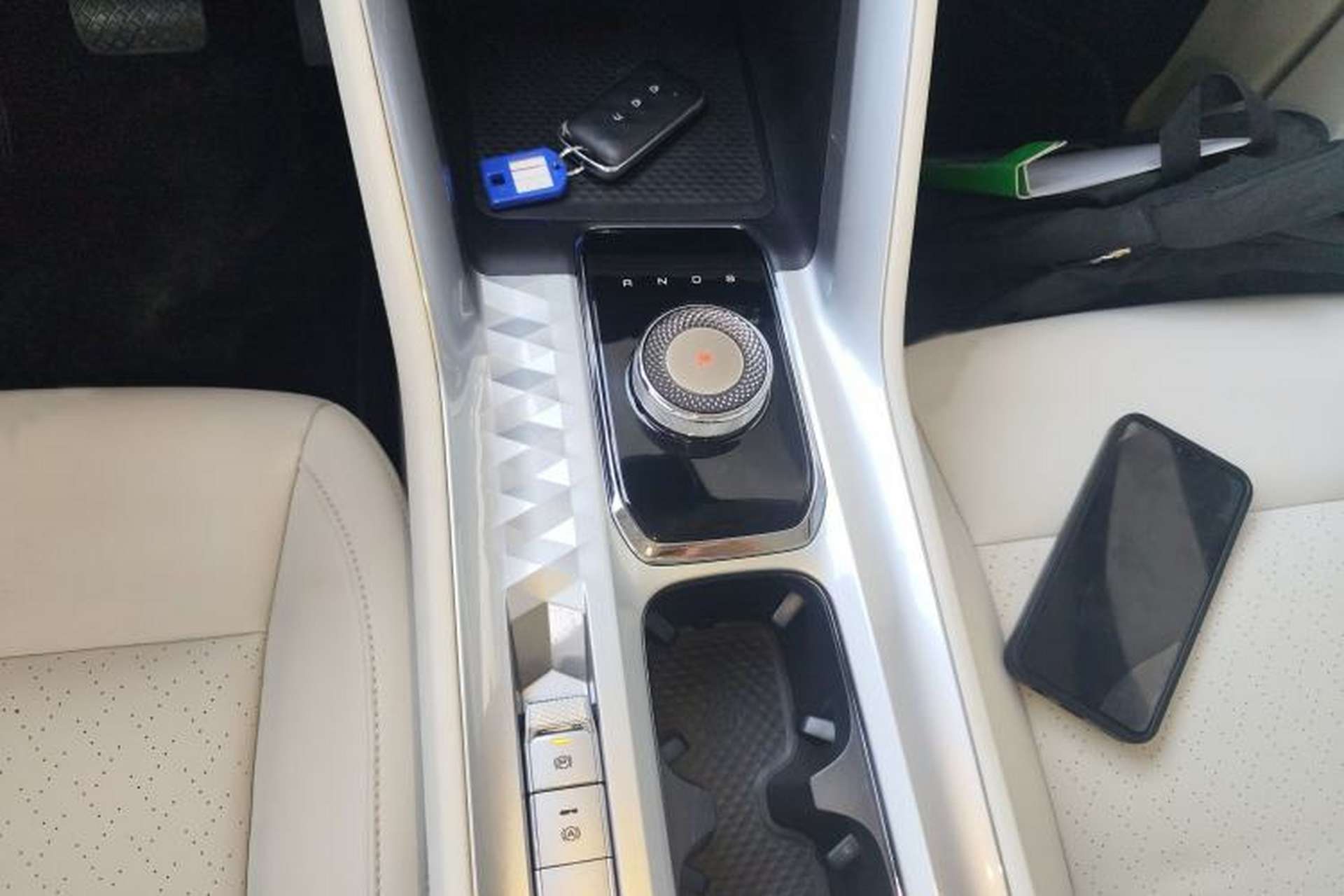 Used Wuling Xingyun 2023 2.0L DHT Flagship Edition Gear Lever