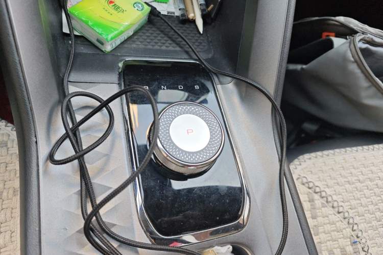 Used Wuling Xingyun 2023 2.0L DHT Flagship Edition Gear Lever