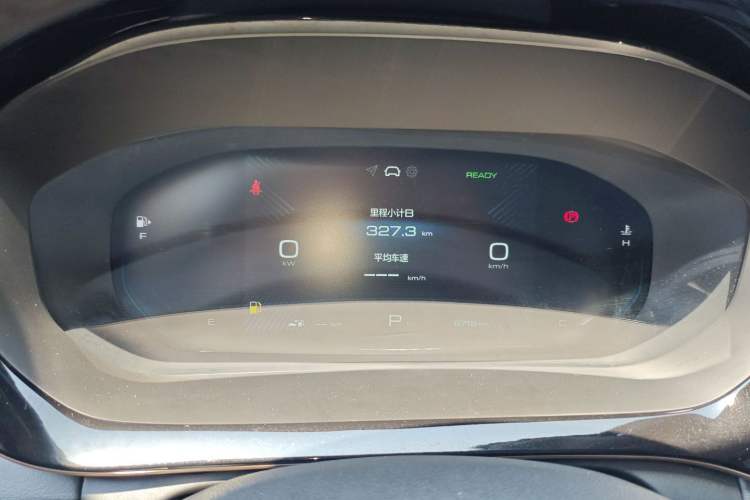 Used Wuling Xingyun 2023 2.0L DHT Flagship Edition Instrument Cluster