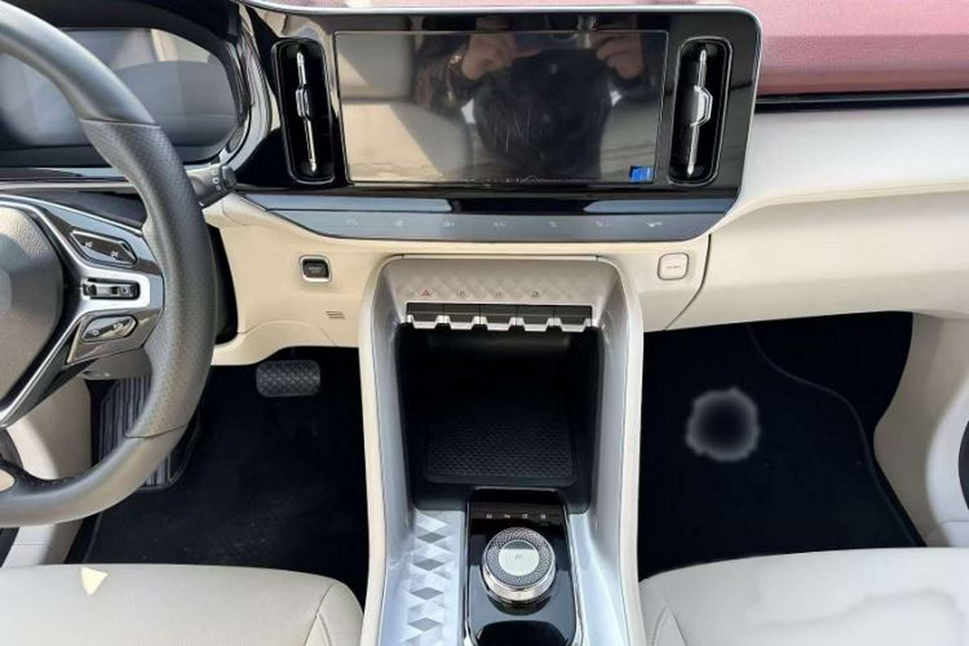 Used Wuling Xingyun 2023 2.0L DHT Flagship Edition Interior 12
