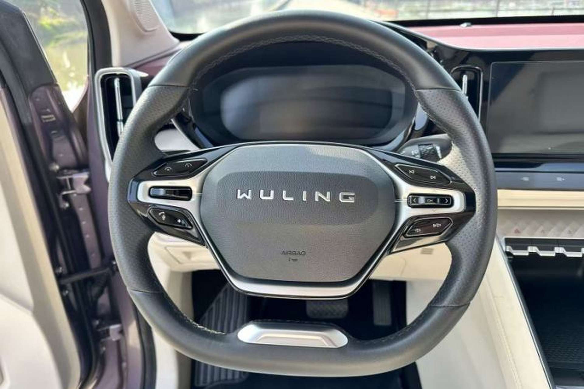 Used Wuling Xingyun 2023 2.0L DHT Flagship Edition Interior 8
