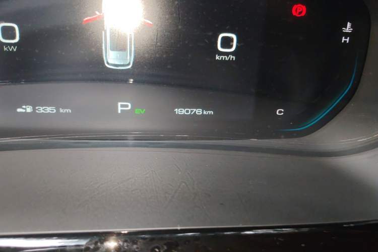 Used Wuling Xingyun 2023 2.0L DHT Flagship Edition Odometer Close Up