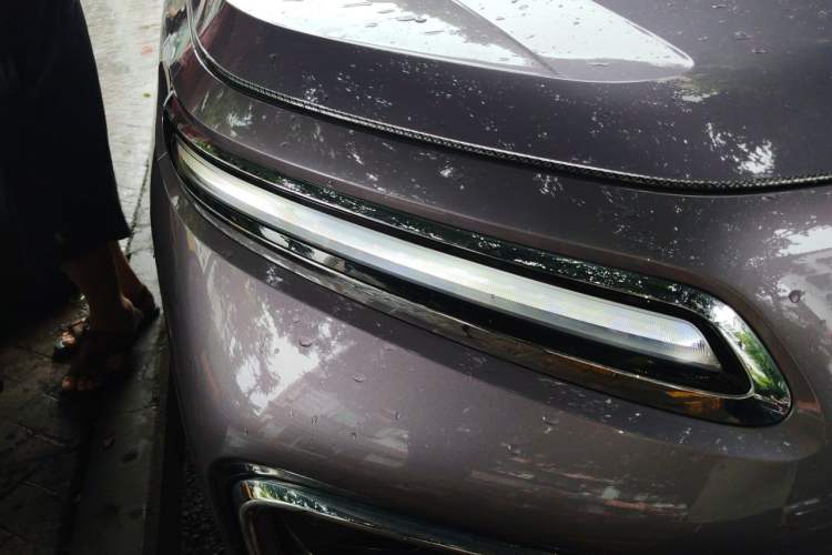 Used Wuling Xingyun 2023 2.0L DHT Flagship Edition Right Front Headlight