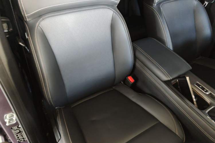 Used Wuling Xingyun 2023 2.0L DHT Flagship Edition Right Front Seat