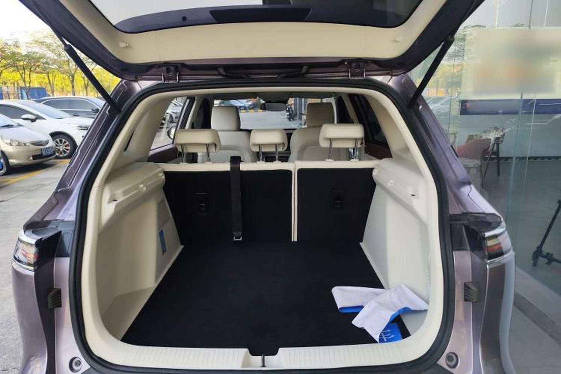 Used Wuling Xingyun 2023 2.0L DHT Flagship Edition Trunk