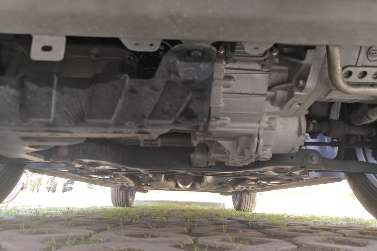 Used Wuling Xingyun 2023 2.0L DHT Flagship Edition Chassis Front