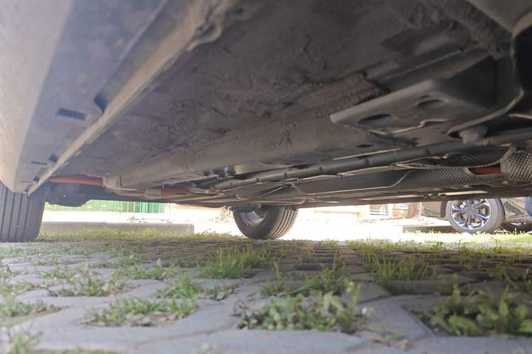Used Wuling Xingyun 2023 2.0L DHT Flagship Edition Chassis Front Right