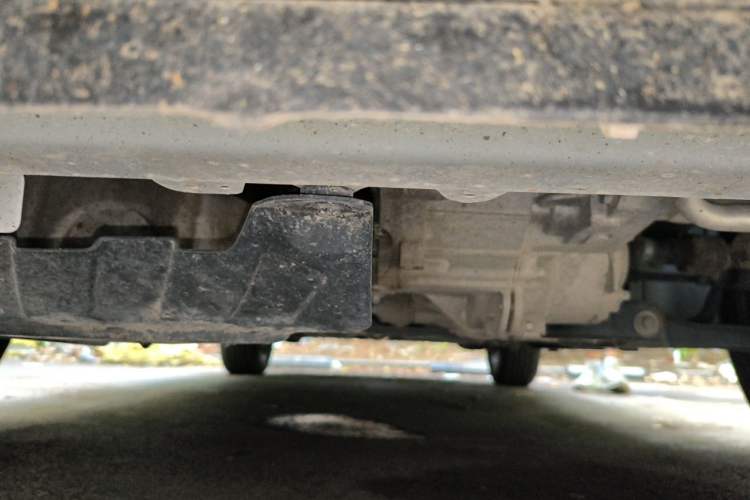 Used Wuling Xingyun 2023 2.0L DHT Flagship Edition Chassis Front