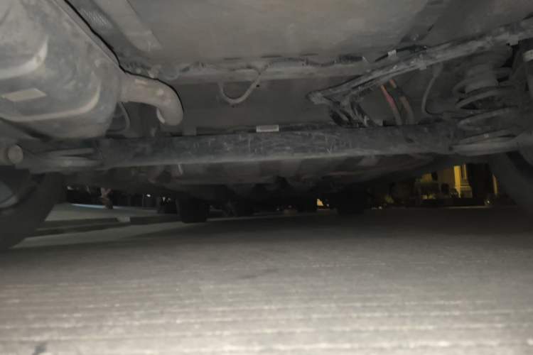 Used Wuling Xingyun 2023 2.0L DHT Standard Edition Chassis Rear
