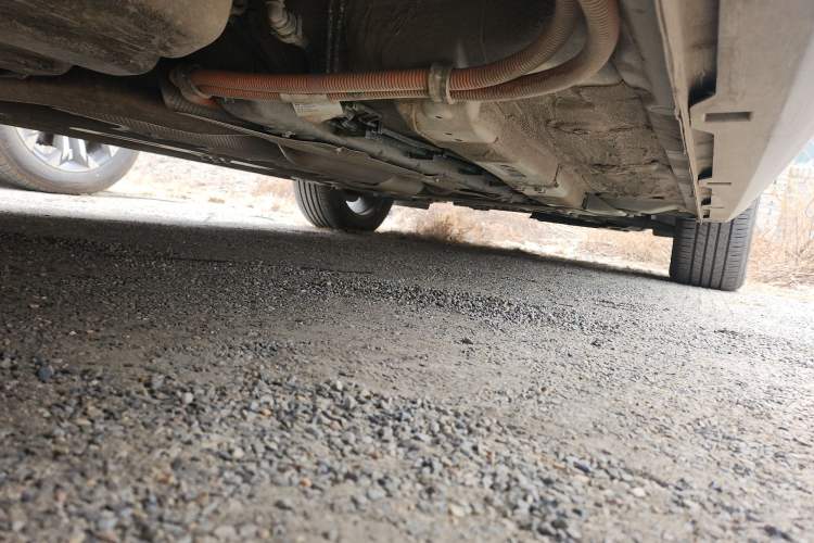 Used Wuling Xingyun 2023 2.0L DHT Flagship Edition Chassis Rear Right