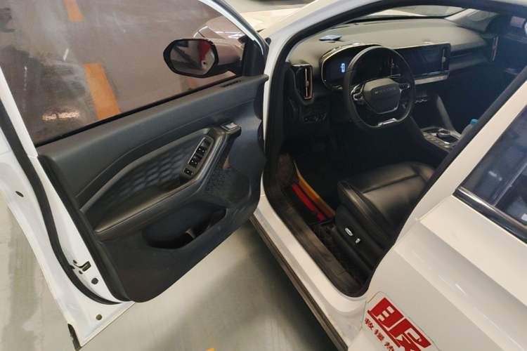 Used Wuling Xingyun 2023 2.0L DHT Flagship Edition Driver Seat