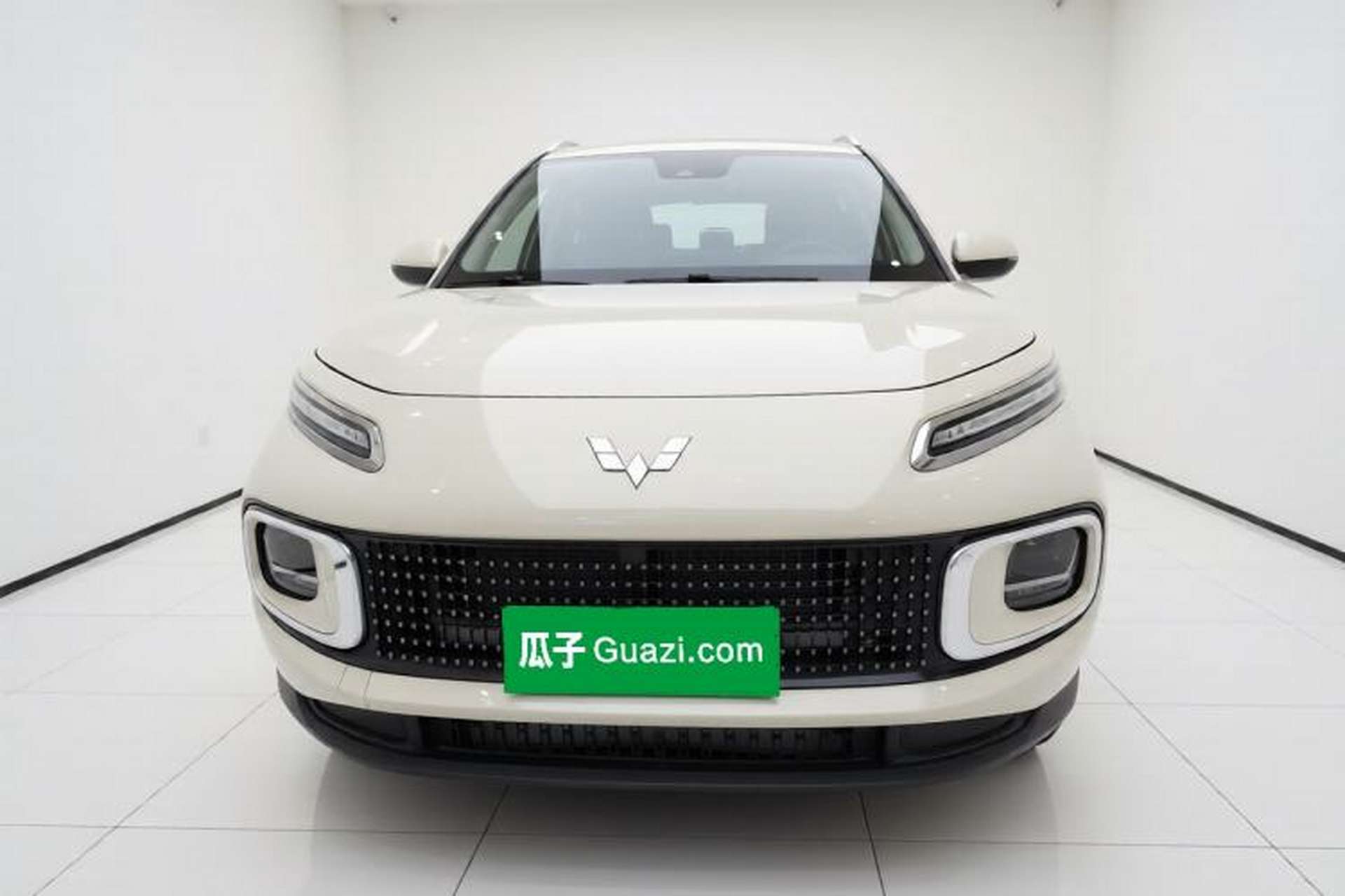 Used Wuling Xingyun 2023 2.0L DHT Standard Edition Exterior 1