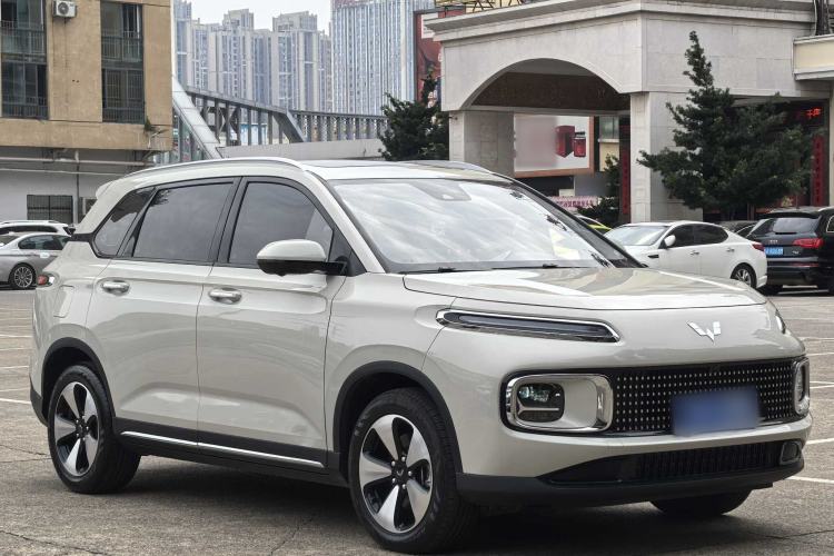 Used Wuling Xingyun 2023 2.0L DHT Flagship Edition Exterior 2