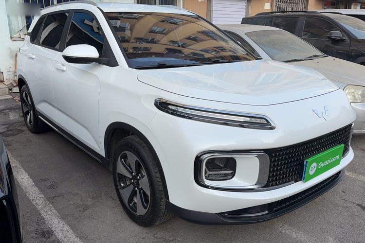 Used Wuling Xingyun 2023 2.0L DHT Standard Edition Exterior 2