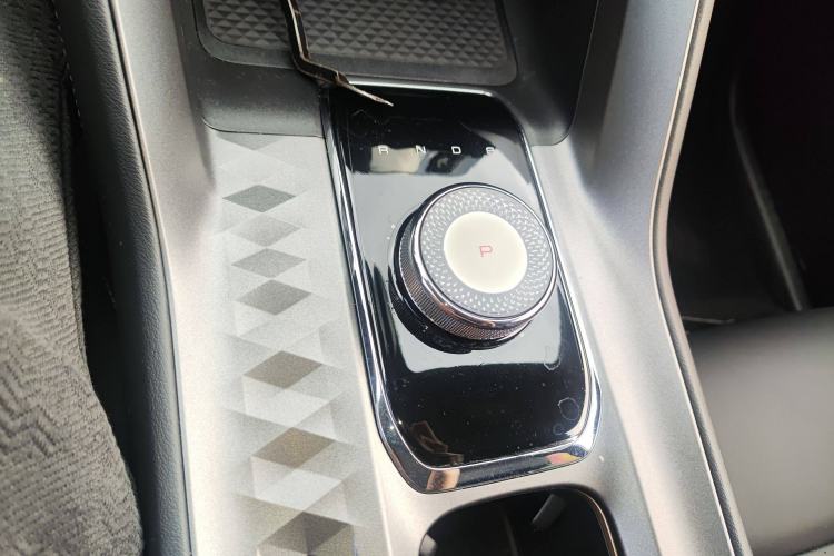 Used Wuling Xingyun 2023 2.0L DHT Flagship Edition Gear Lever