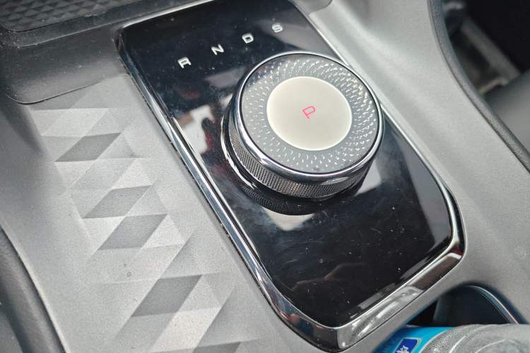 Used Wuling Xingyun 2023 2.0L DHT Flagship Edition Gear Lever