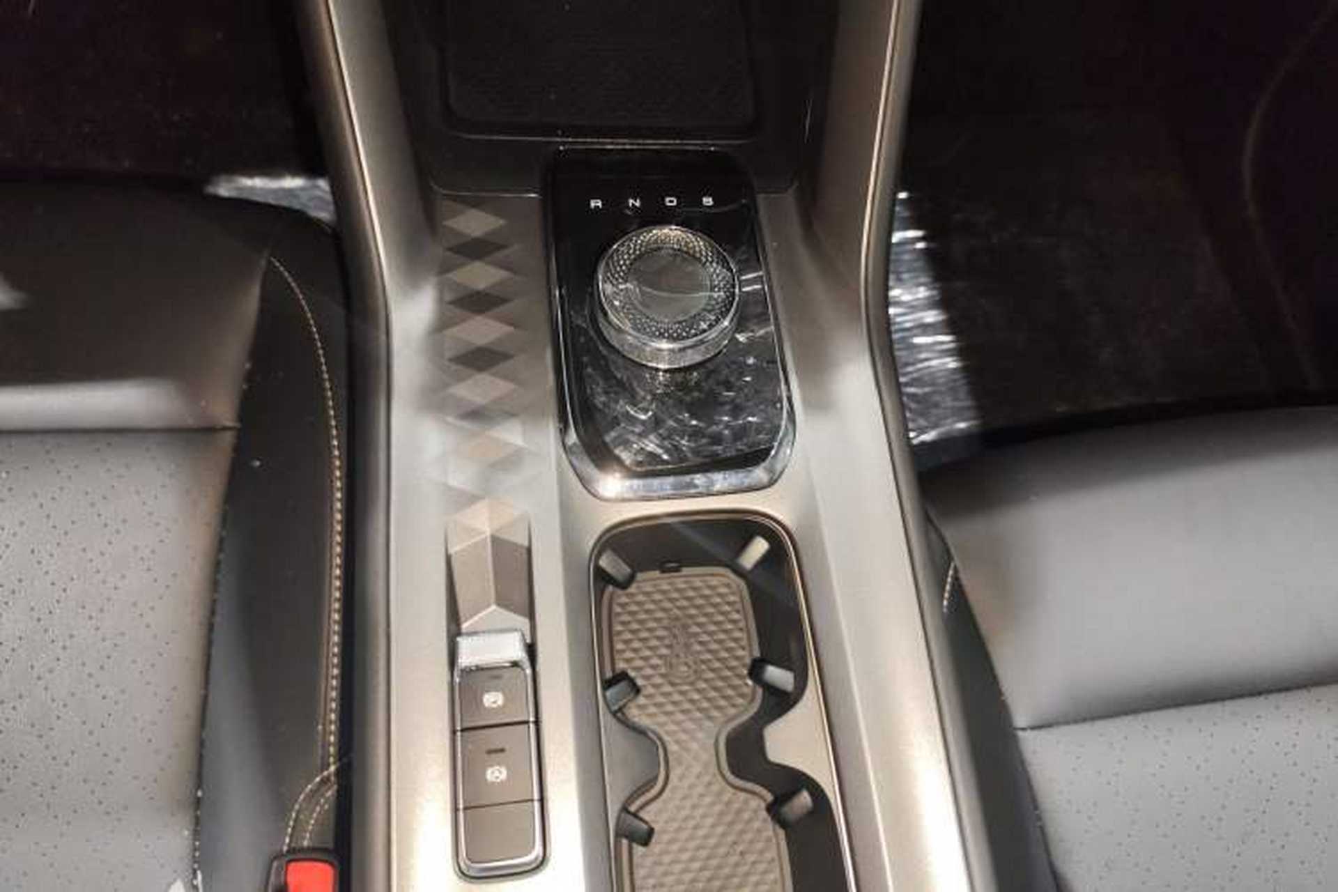 Used Wuling Xingyun 2023 2.0L DHT Flagship Edition Gear Lever