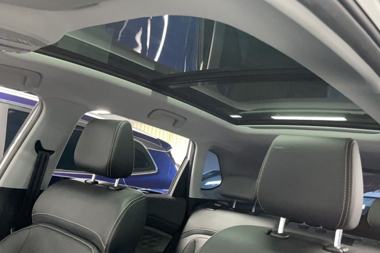 Used Wuling Xingyun 2023 2.0L DHT Flagship Edition Headliner