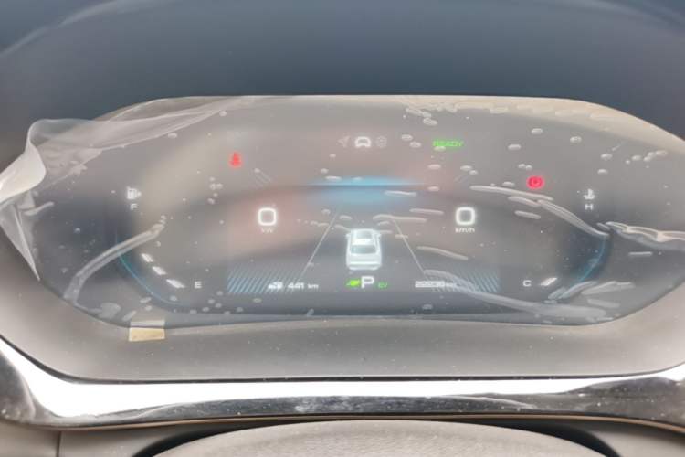 Used Wuling Xingyun 2023 2.0L DHT Flagship Edition Instrument Cluster