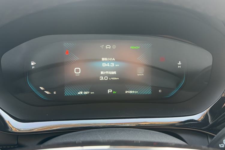 Used Wuling Xingyun 2023 2.0L DHT Standard Edition Instrument Cluster