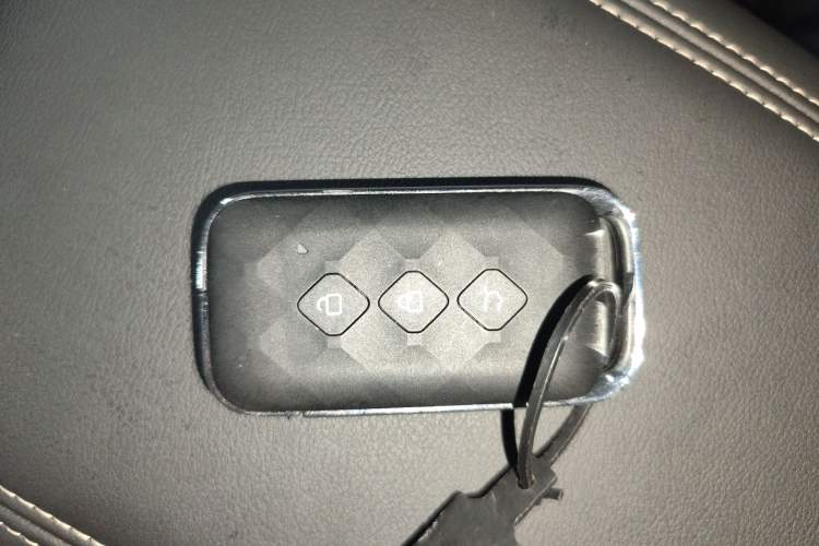 Used Wuling Xingyun 2023 2.0L DHT Flagship Edition Interior 1