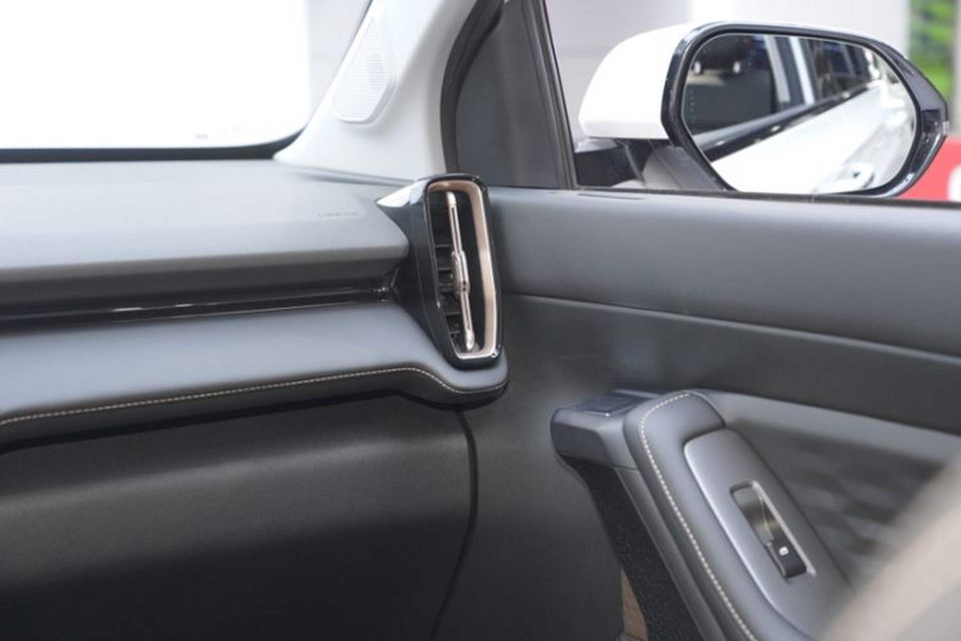 Used Wuling Xingyun 2023 2.0L DHT Flagship Edition Interior 10