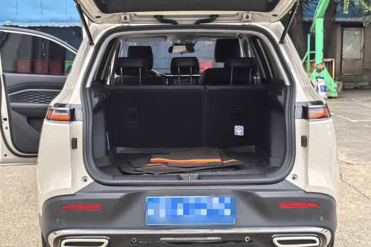 Used Wuling Xingyun 2023 2.0L DHT Flagship Edition Interior 3