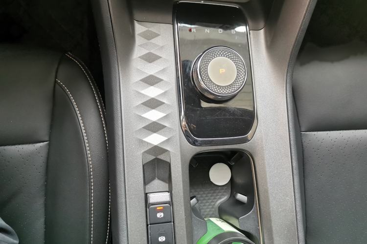 Used Wuling Xingyun 2023 2.0L DHT Flagship Edition Interior 6
